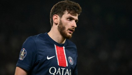 九游娱乐中心-克瓦拉茨赫利亚：安菲尔德的气氛会很震撼，我们必须做好准备